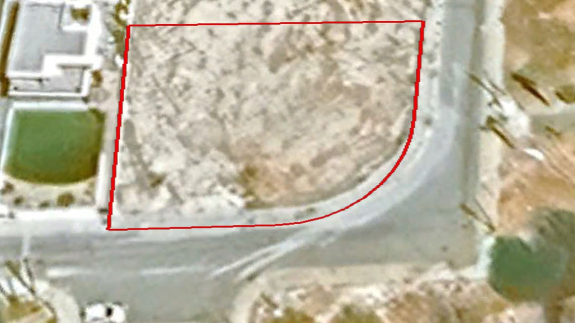 821SQM Corner Plot for Sale in Agios Tychon